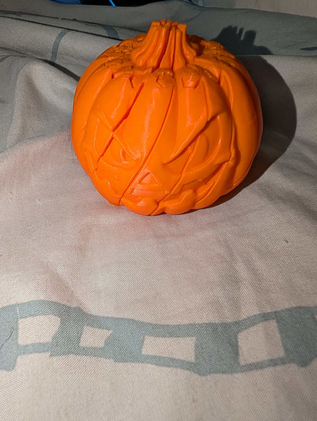 Articulated Jack-O'-Lantern — 3D Printed Flexible Pumpkin with Carved Face | Halloween Decor