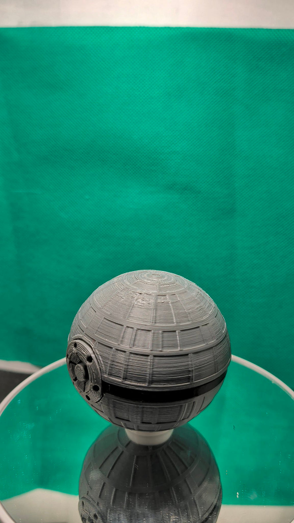 Death Ball Poke Star - 3D Printed Opening Pokeball Capsule, Gray / Black