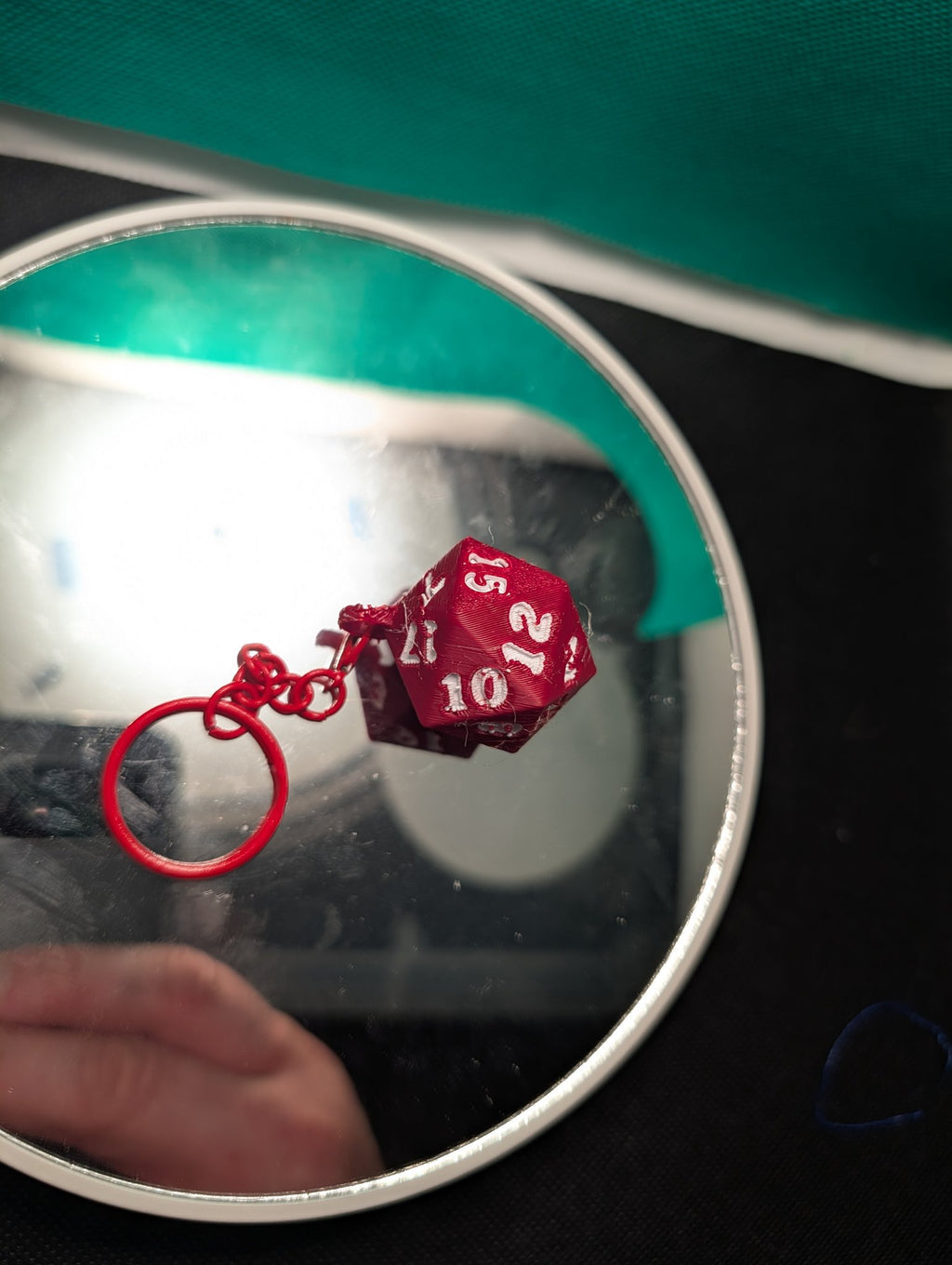 D20 Keychain – 3D Printed D&D Dice Keychain, Dungeons and Dragons Gift for Gamers