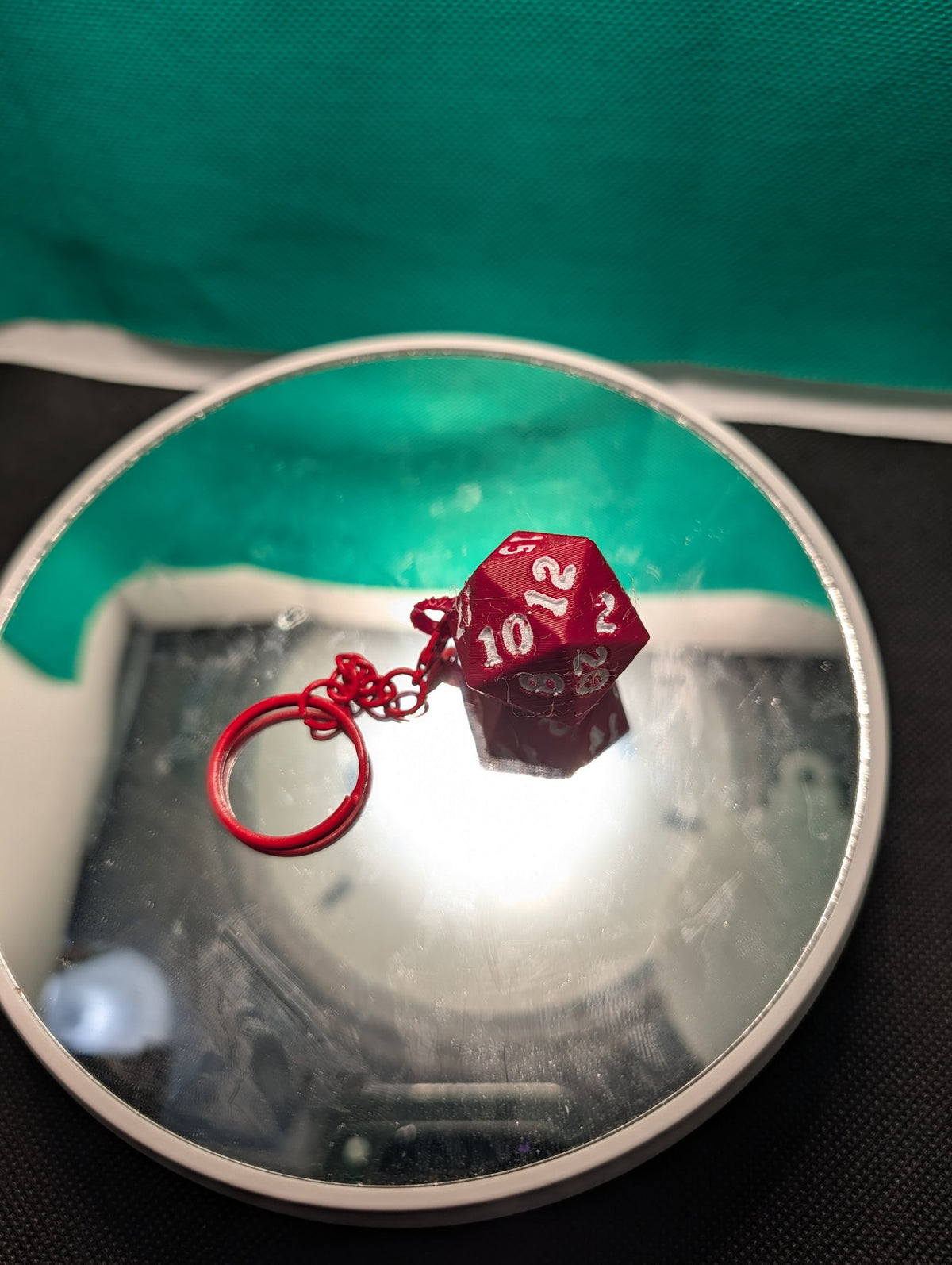 D20 Keychain – 3D Printed D&D Dice Keychain, Dungeons and Dragons Gift for Gamers