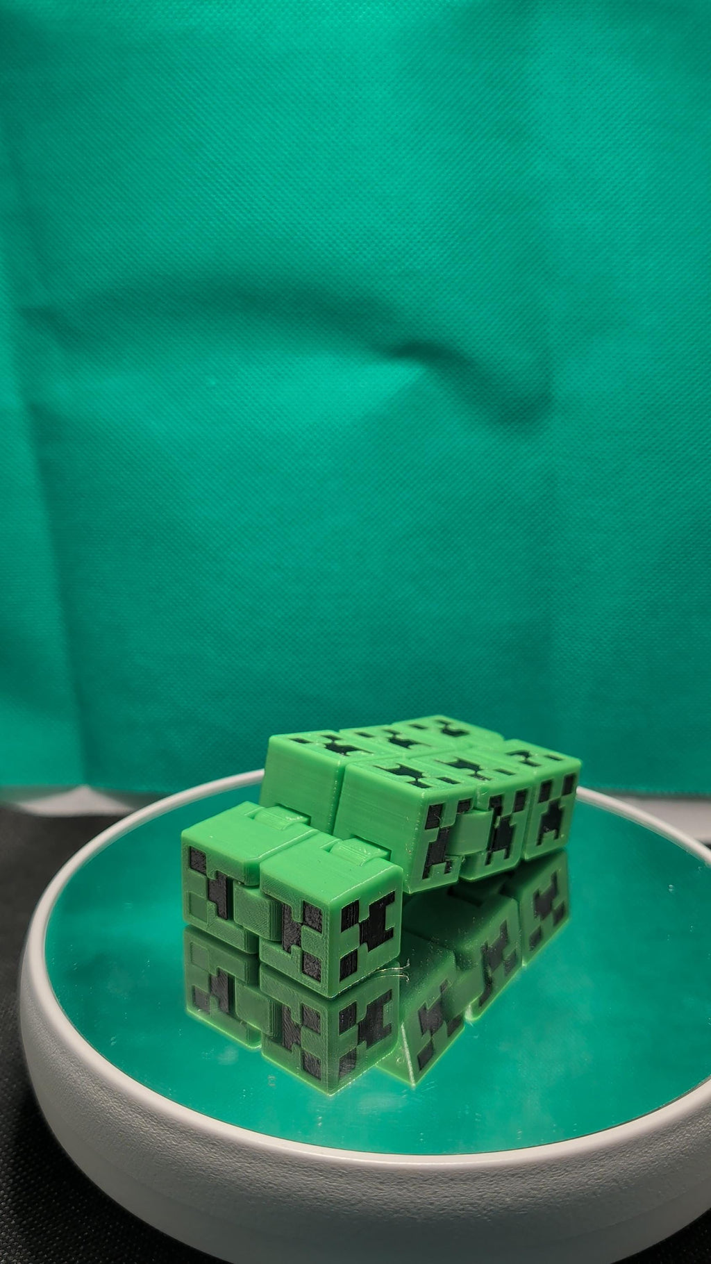 Minecraft Creeper Infinity Flip Cube | 3D Printed Sensory Fidget & Desk Accessory