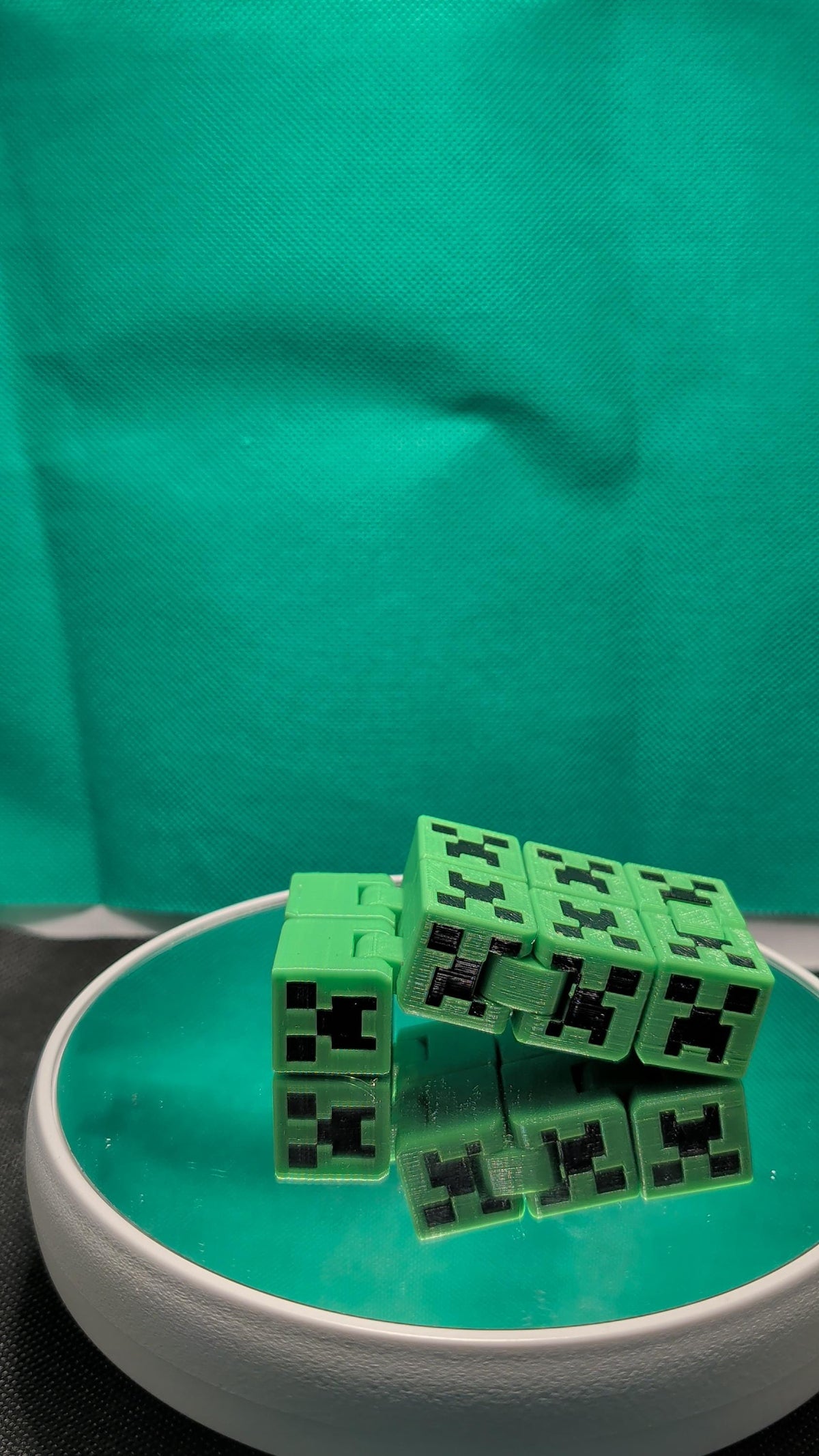 Minecraft Creeper Infinity Flip Cube | 3D Printed Sensory Fidget & Desk Accessory