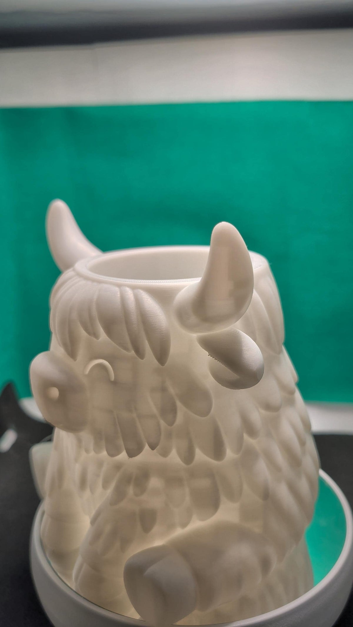 3D Printed Highland Cow Toothpaste Holder, Farmhouse Bathroom Organizer (PETG/PLA)