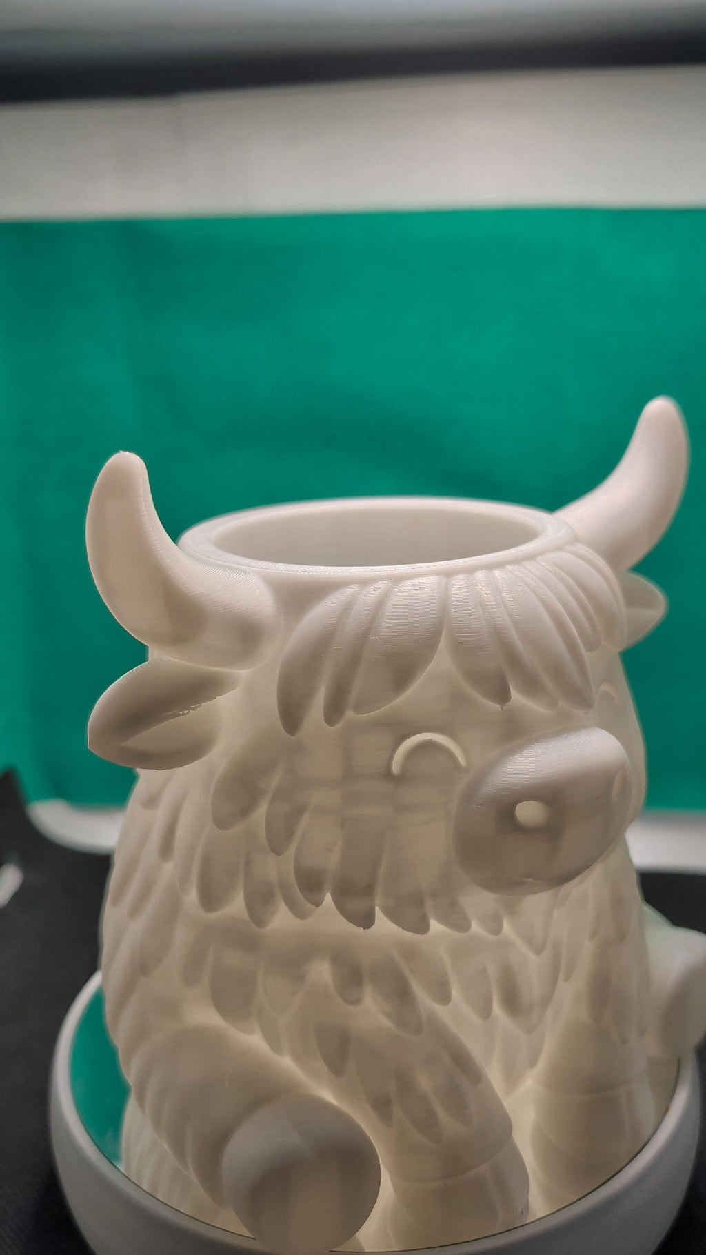 3D Printed Highland Cow Toothpaste Holder, Farmhouse Bathroom Organizer (PETG/PLA)