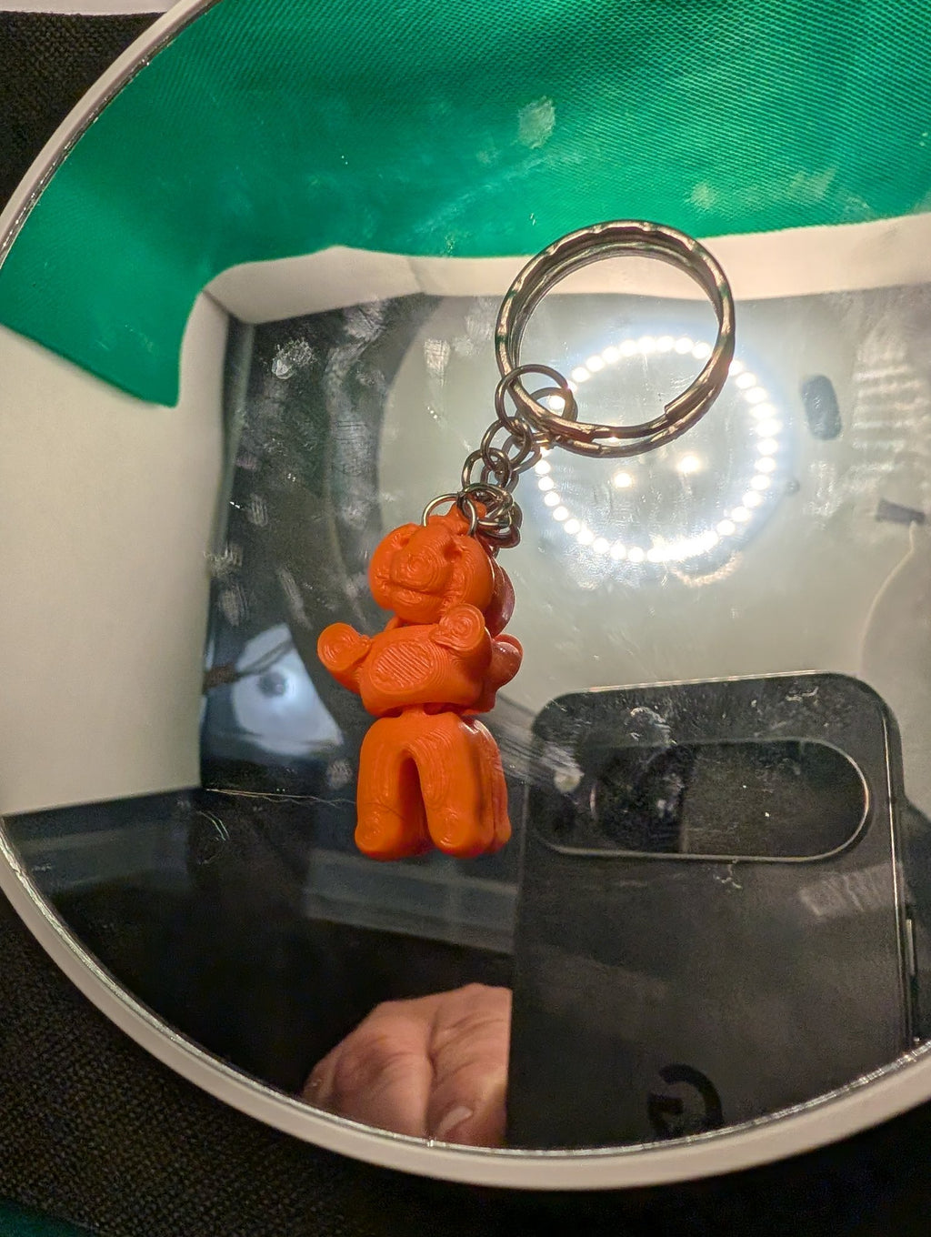 Articulated Pumpkin Guy Keychain – Cute 3D Printed Halloween Keychain, Posable Pumpkin Gift