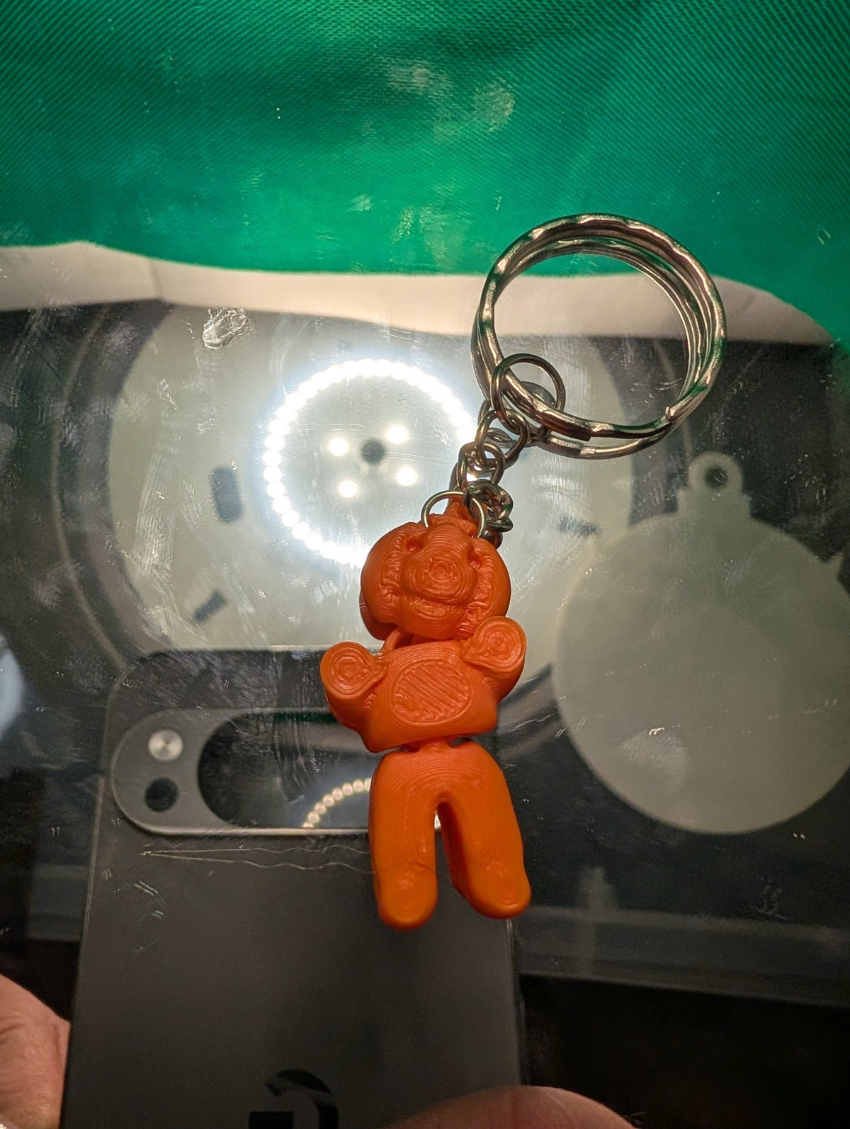 Articulated Pumpkin Guy Keychain – Cute 3D Printed Halloween Keychain, Posable Pumpkin Gift
