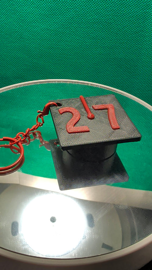 2027 Graduation Keychain – 3D Printed Grad Cap Keychain, Class of 2027 Gift
