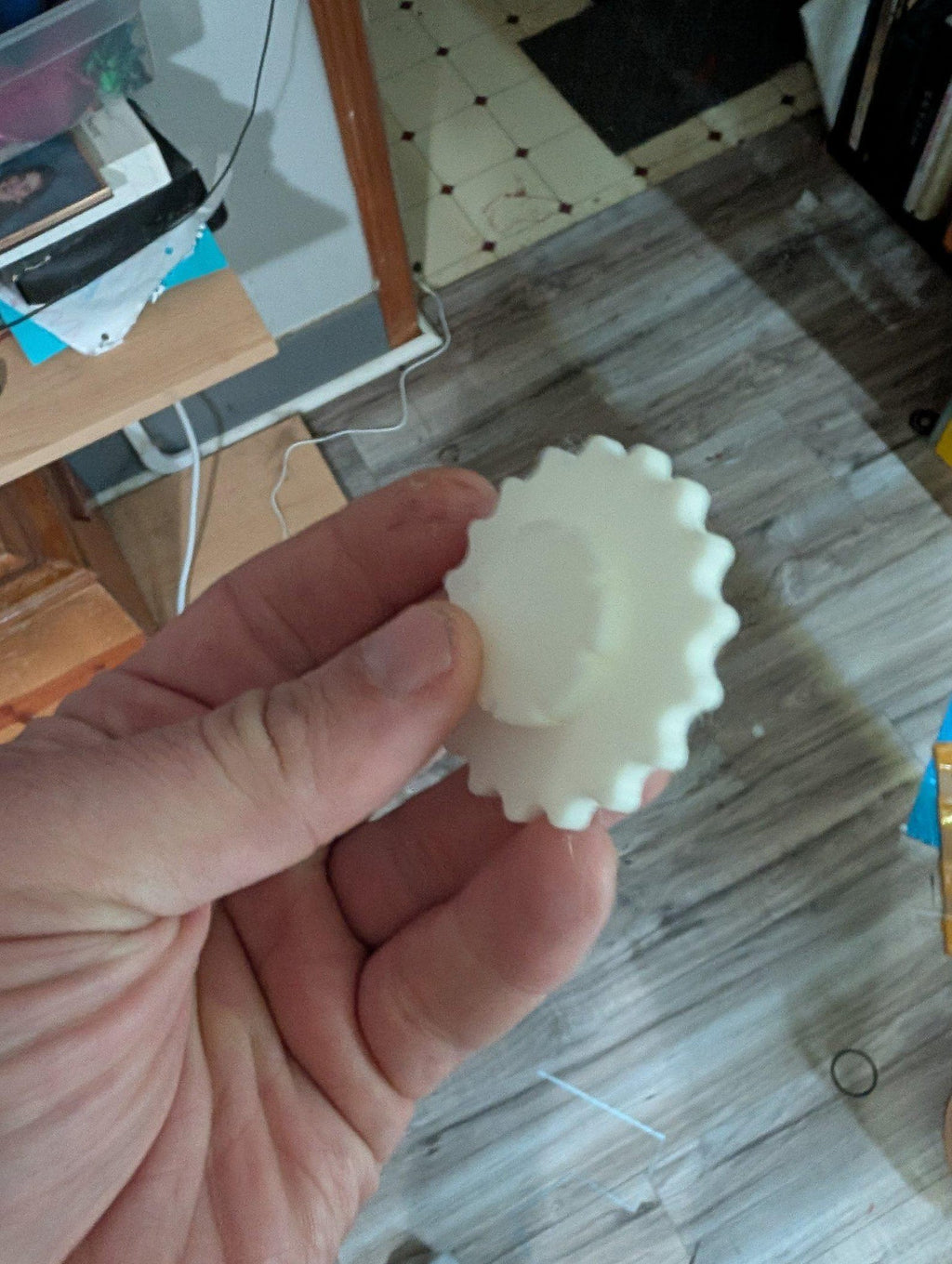 3D Printed Deodorant Dial Turn Assistant – Easy Grip for Arthritis, Weak Hands