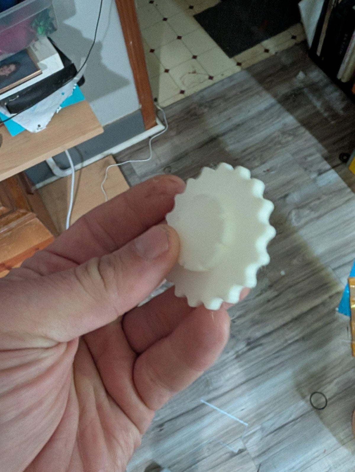 3D Printed Deodorant Dial Turn Assistant – Easy Grip for Arthritis, Weak Hands