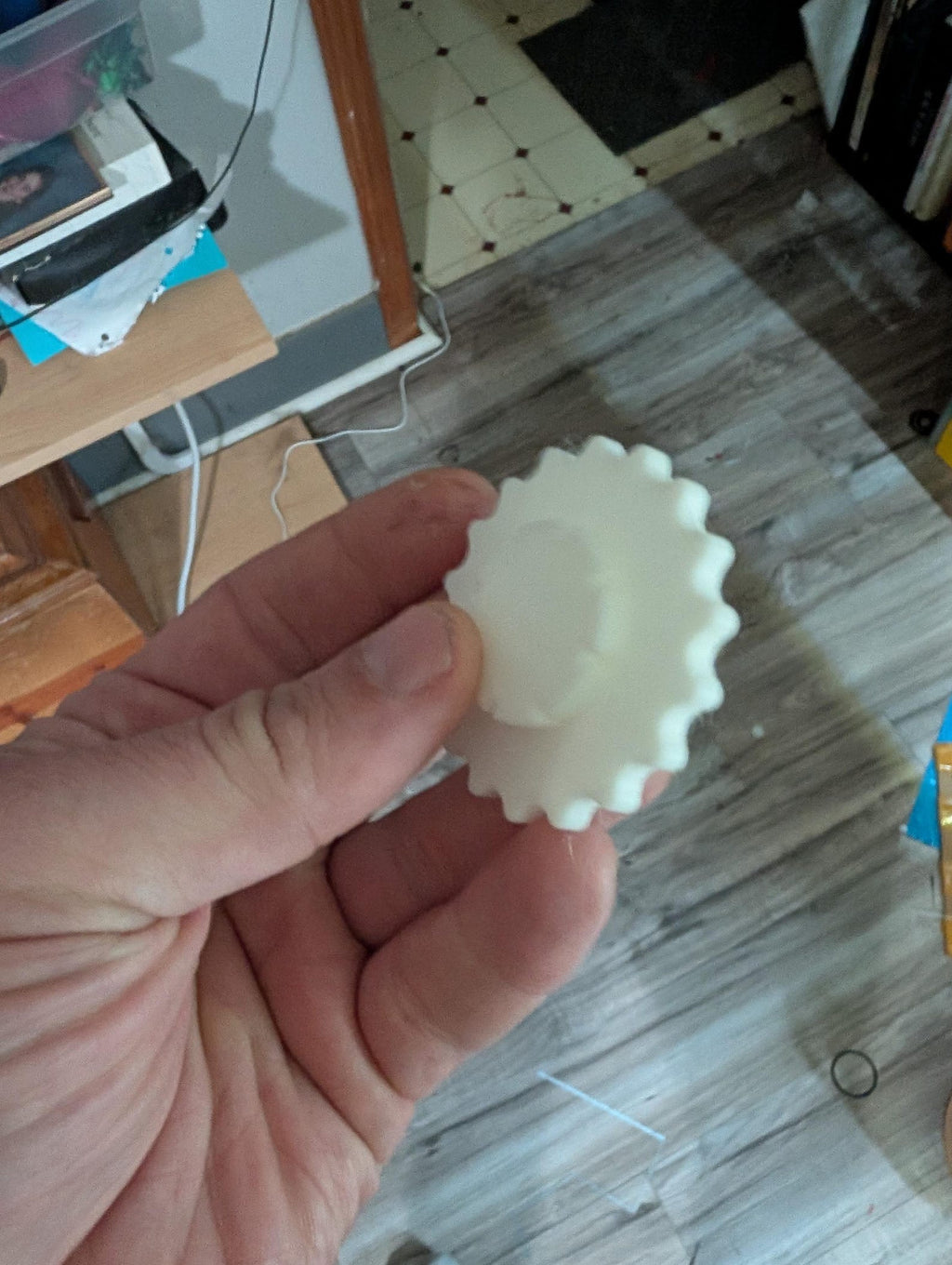 3D Printed Deodorant Dial Turn Assistant – Easy Grip for Arthritis, Weak Hands