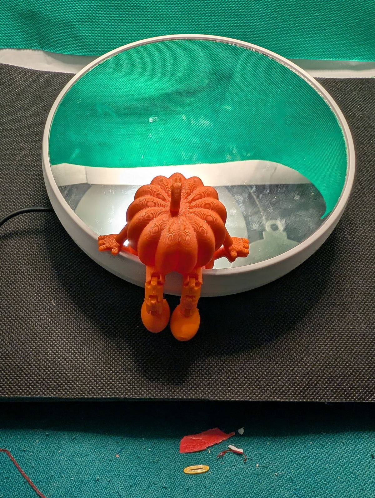 Articulated Pumpkin Shelf Sitter – Cute 3D Printed Halloween Decor, Posable Pumpkin Figurine